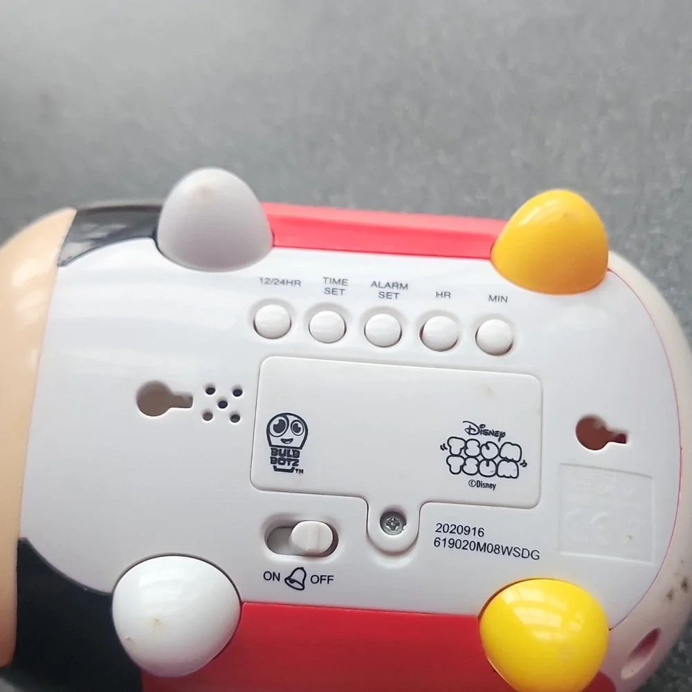 Disney Minnie Mouse Tsum Tsum Digital Alarm Clock‎ Red Black White Yellow